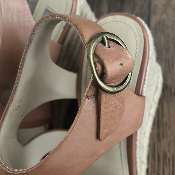 Steve Madden Wavi Wedge Sandals in Cognac - Picture 3 of 8